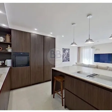 Bel Apartamento Fréjus